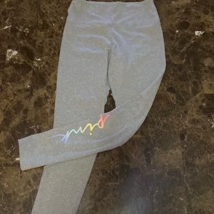 PINK gray leggings!! 🌺